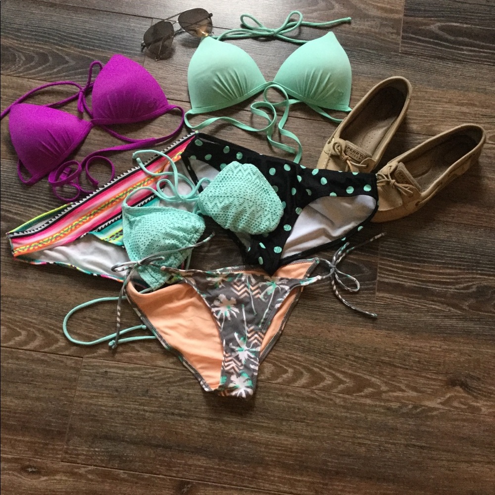 SOLD: NWOT - perfect summer bikini